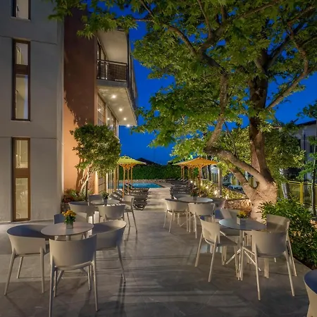 Alkyon Otel İskados