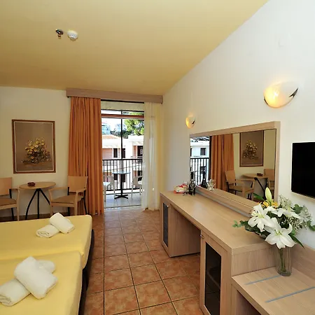 Alkyon Otel 4*